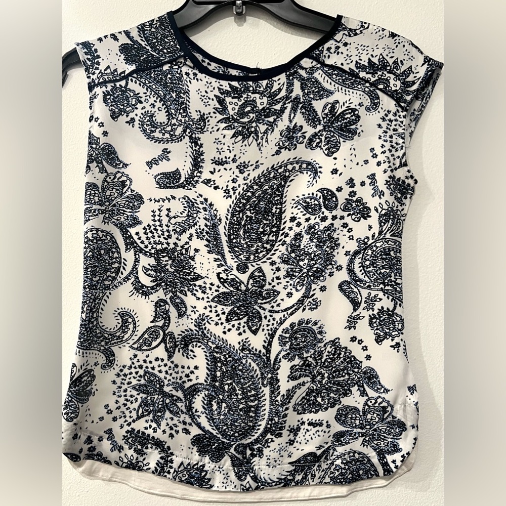 Paisley blue/white blouse